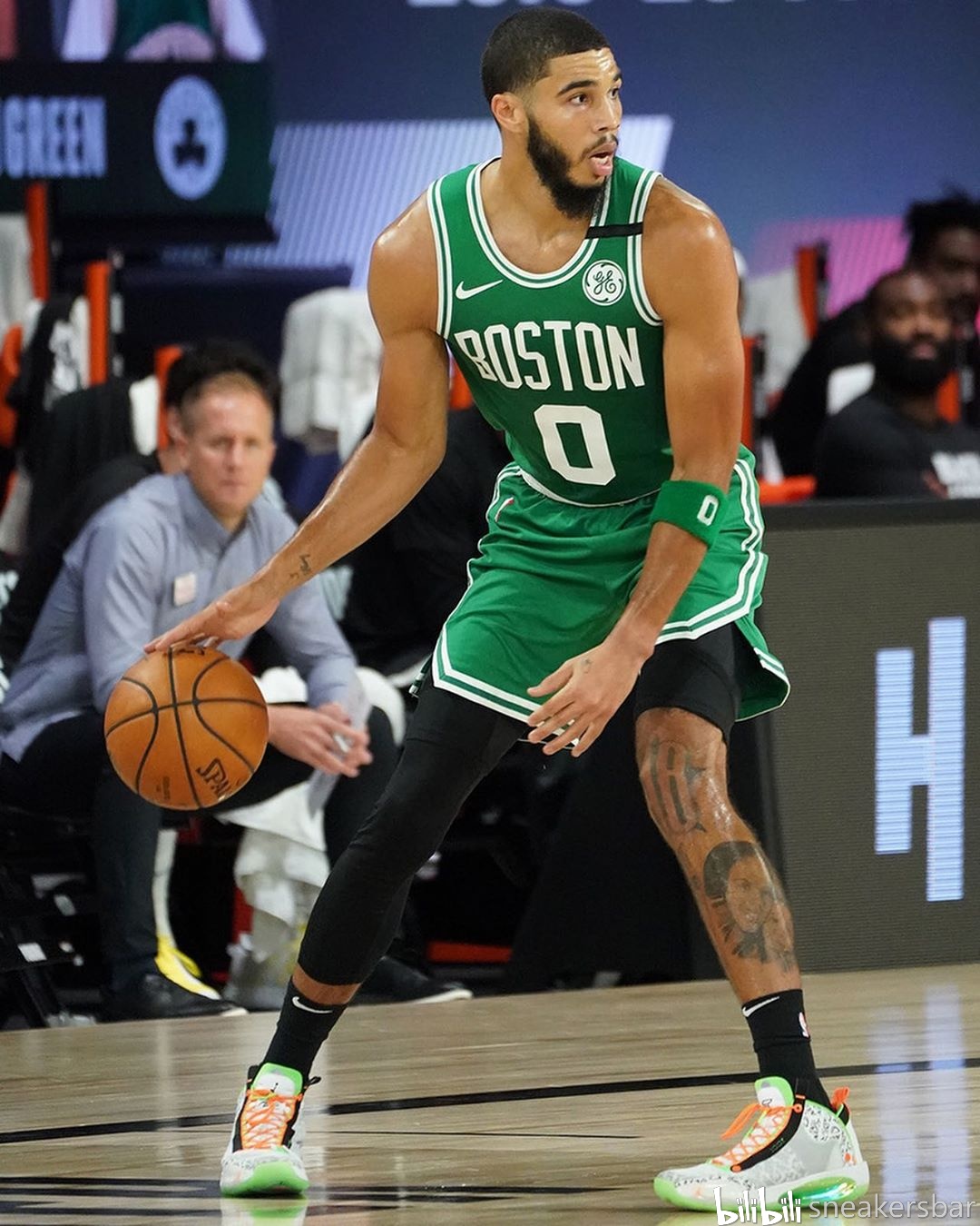 年轻球员 年轻球员